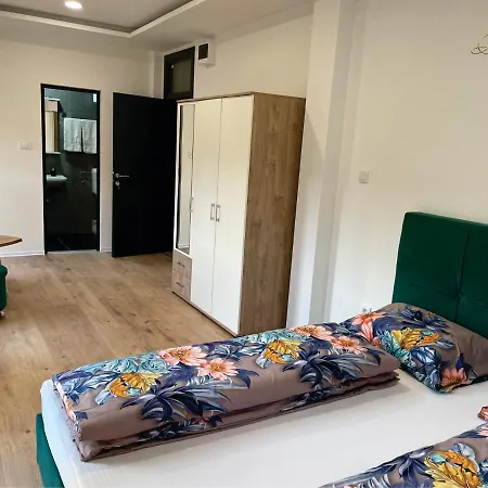 Platani Apartment *